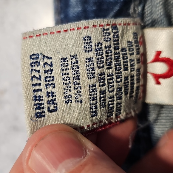 True Religion 28x33 Dark Blue Low Rise Boot Cut Jeans - Picture 8 of 8